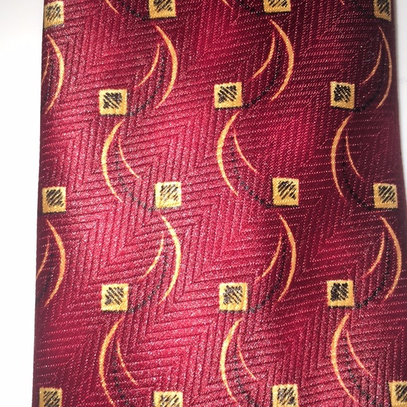 Red and Gold Patterned Boy’s Clip On Necktie - Picture 6 of 6